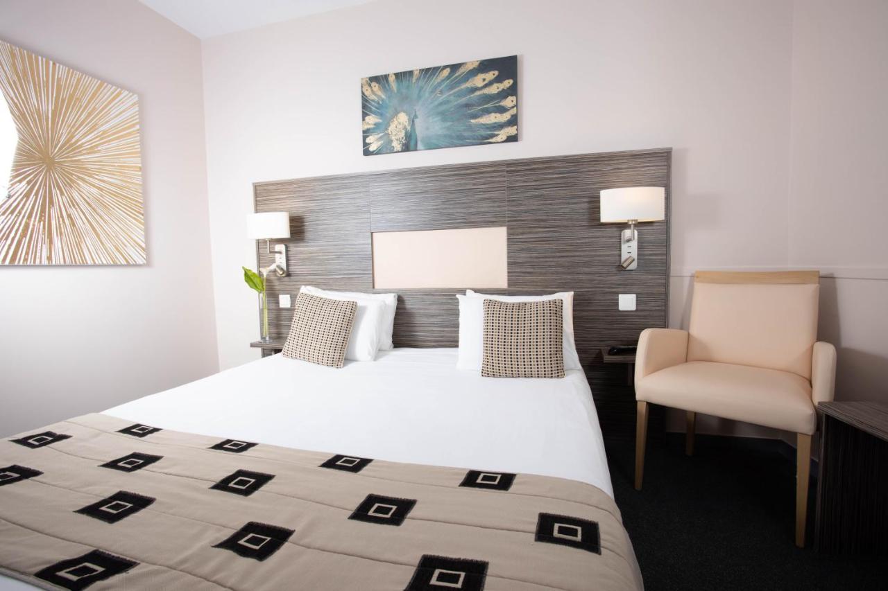 Hotel Continental Анже Екстериор снимка