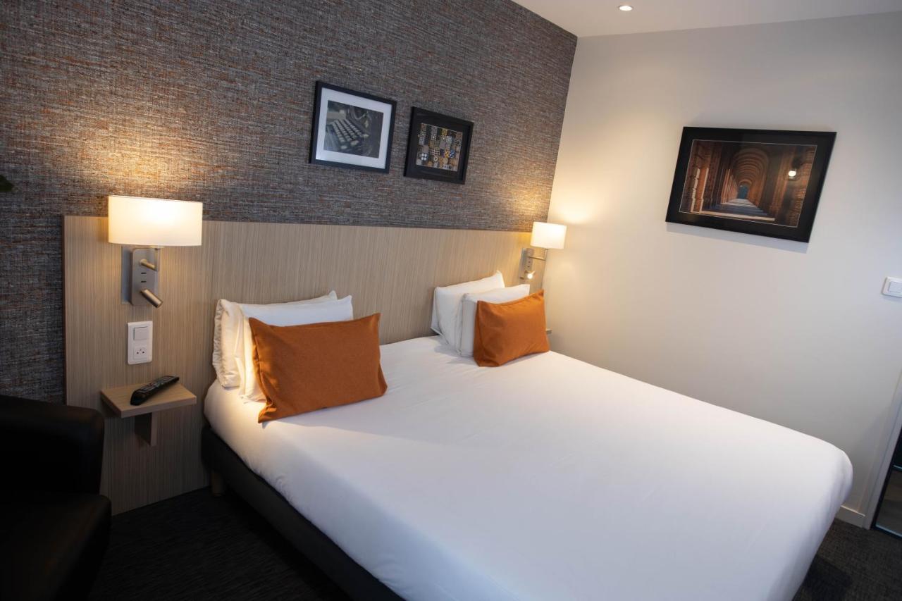 Hotel Continental Анже Екстериор снимка